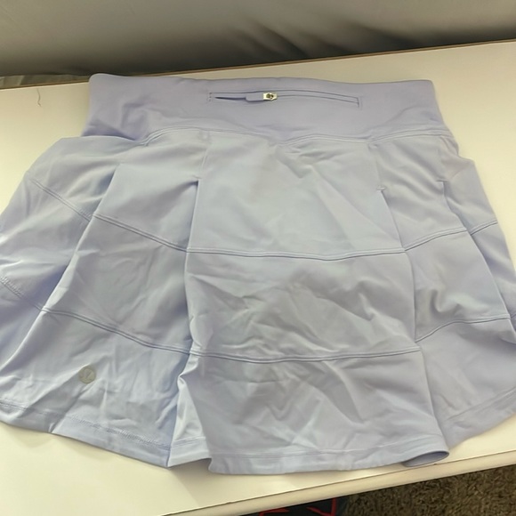 lululemon athletica Dresses & Skirts - Lululemon size 2 Lilac smoke skirt